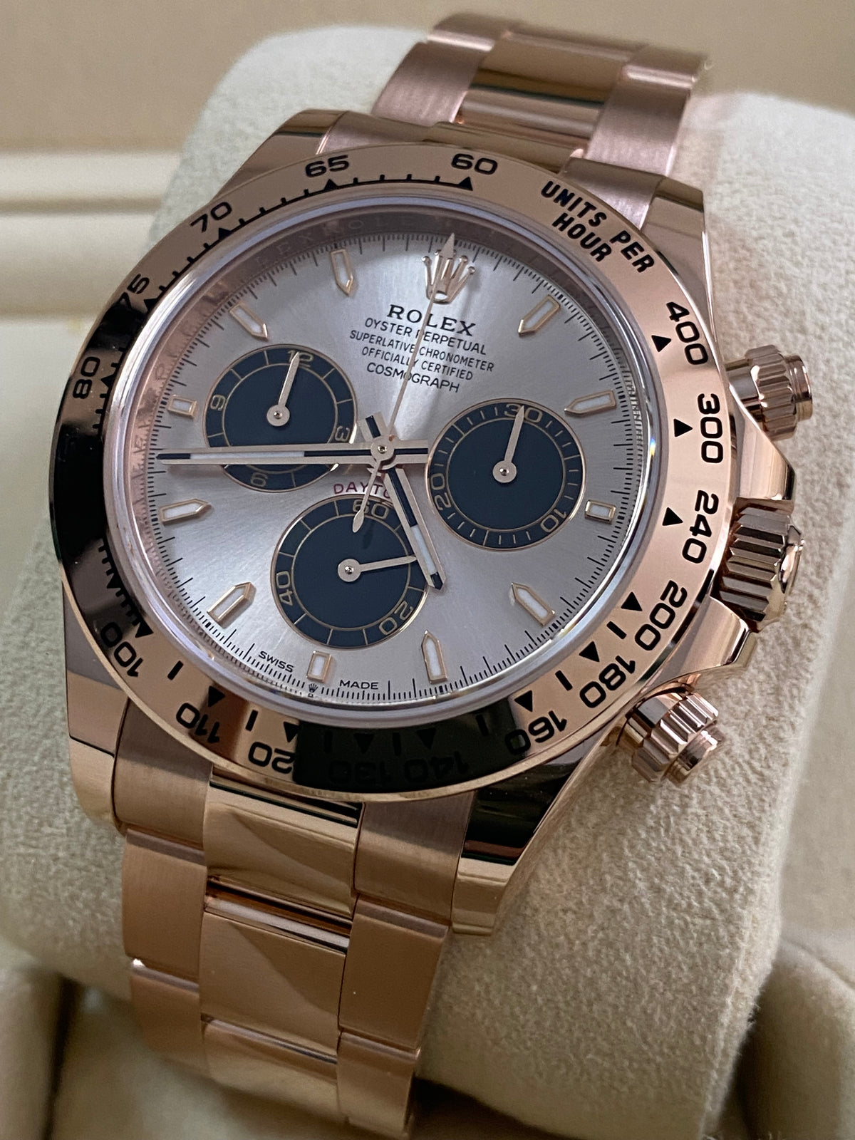 Rolex Everose Gold Cosmograph Daytona - 2024 - Sundust Dial - 126505 *FULL SET*