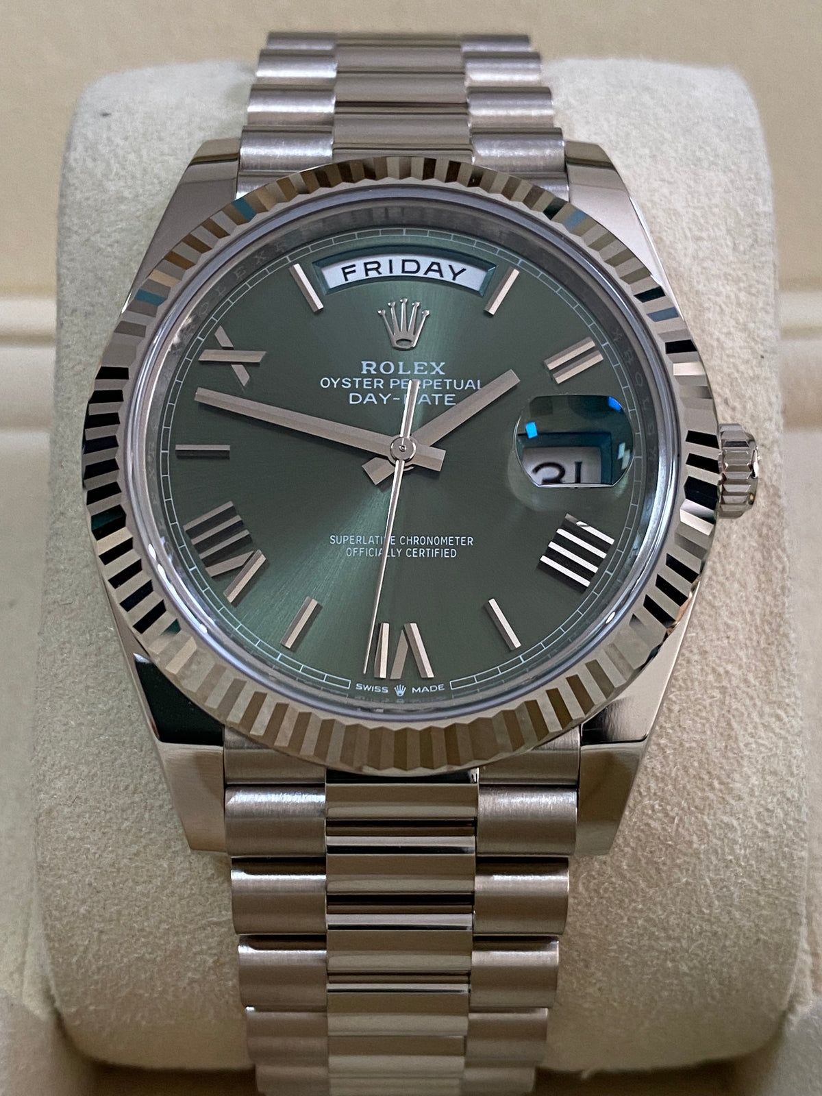 Rolex White Gold Day-Date 40 - 2024 - Fluted Bezel - Olive Green Bevelled Roman Dial - President Bracelet - 228239 *FULL SET*