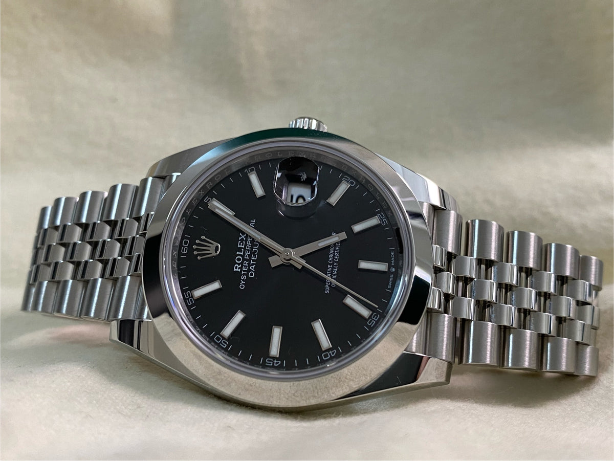 Rolex Steel Datejust 41 - 2022 - Smooth Bezel -Black Index Dial - Jubilee Bracelet - 126300 *FULL SET*