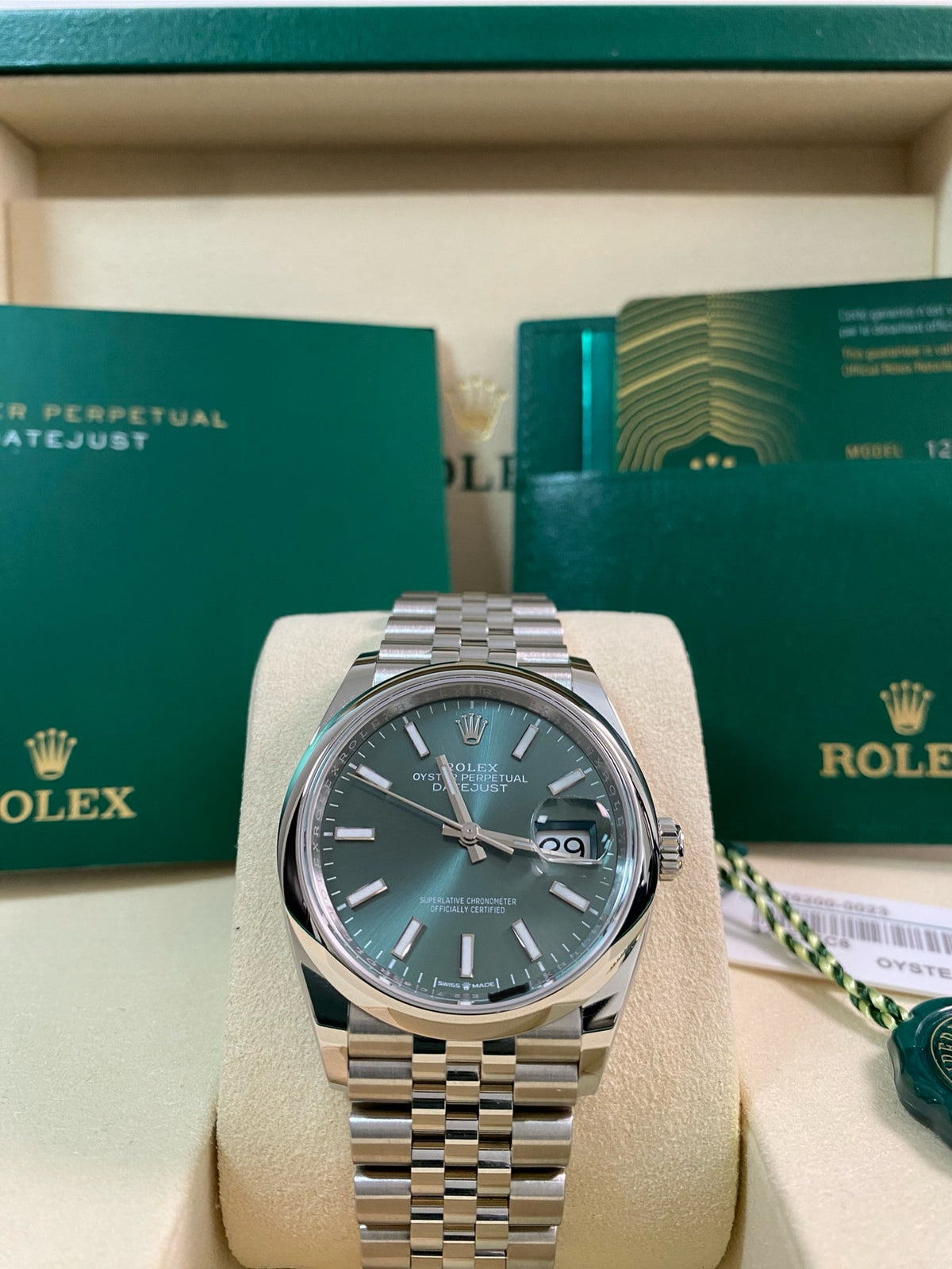 Rolex Steel Datejust 36 - 2025 - Domed Bezel - Mint Green Dial - Jubilee Bracelet - 126200 *FULL SET*