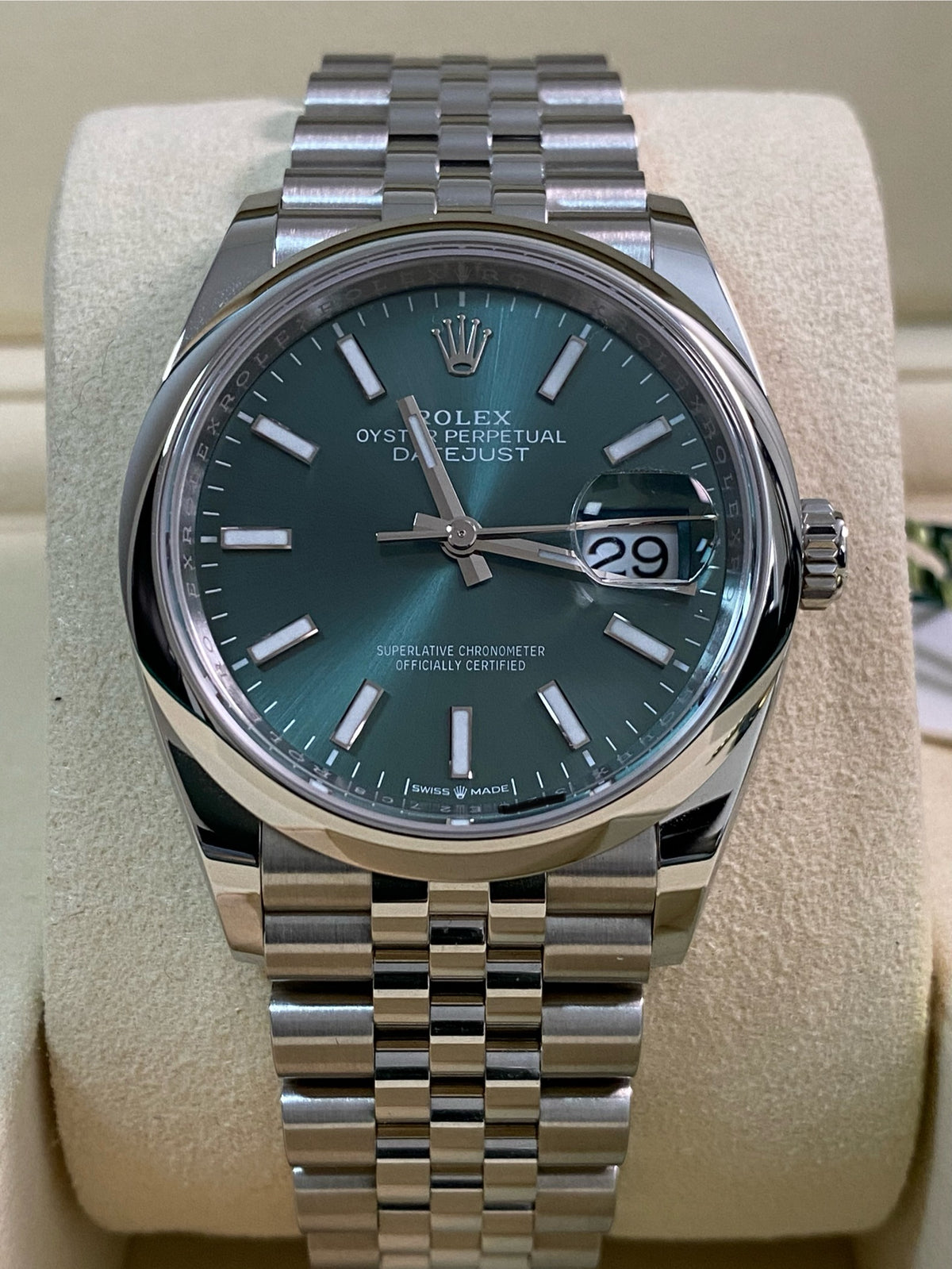 Rolex Steel Datejust 36 - 2025 - Domed Bezel - Mint Green Dial - Jubilee Bracelet - 126200 *FULL SET*