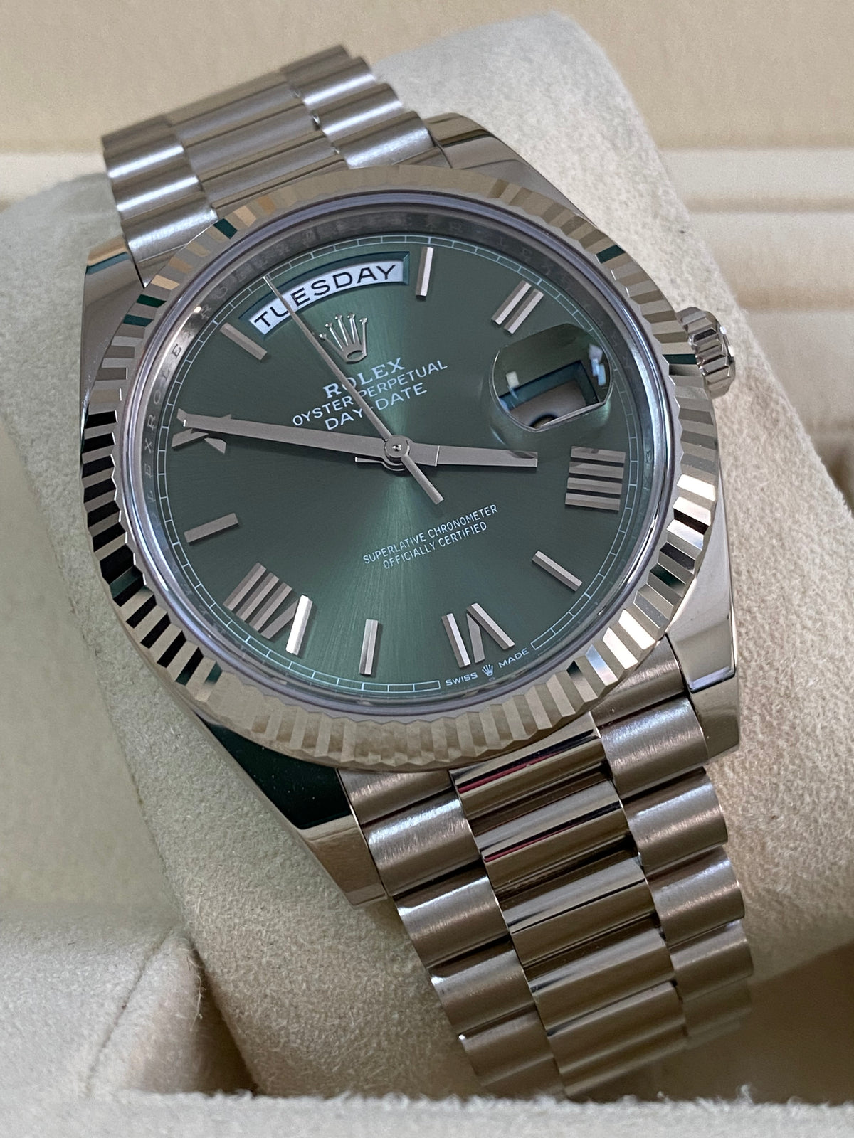 Rolex White Gold Day-Date 40 - 2023 - Fluted Bezel - Olive Green Bevelled Roman Dial - President Bracelet - 228239 *FULL SET*