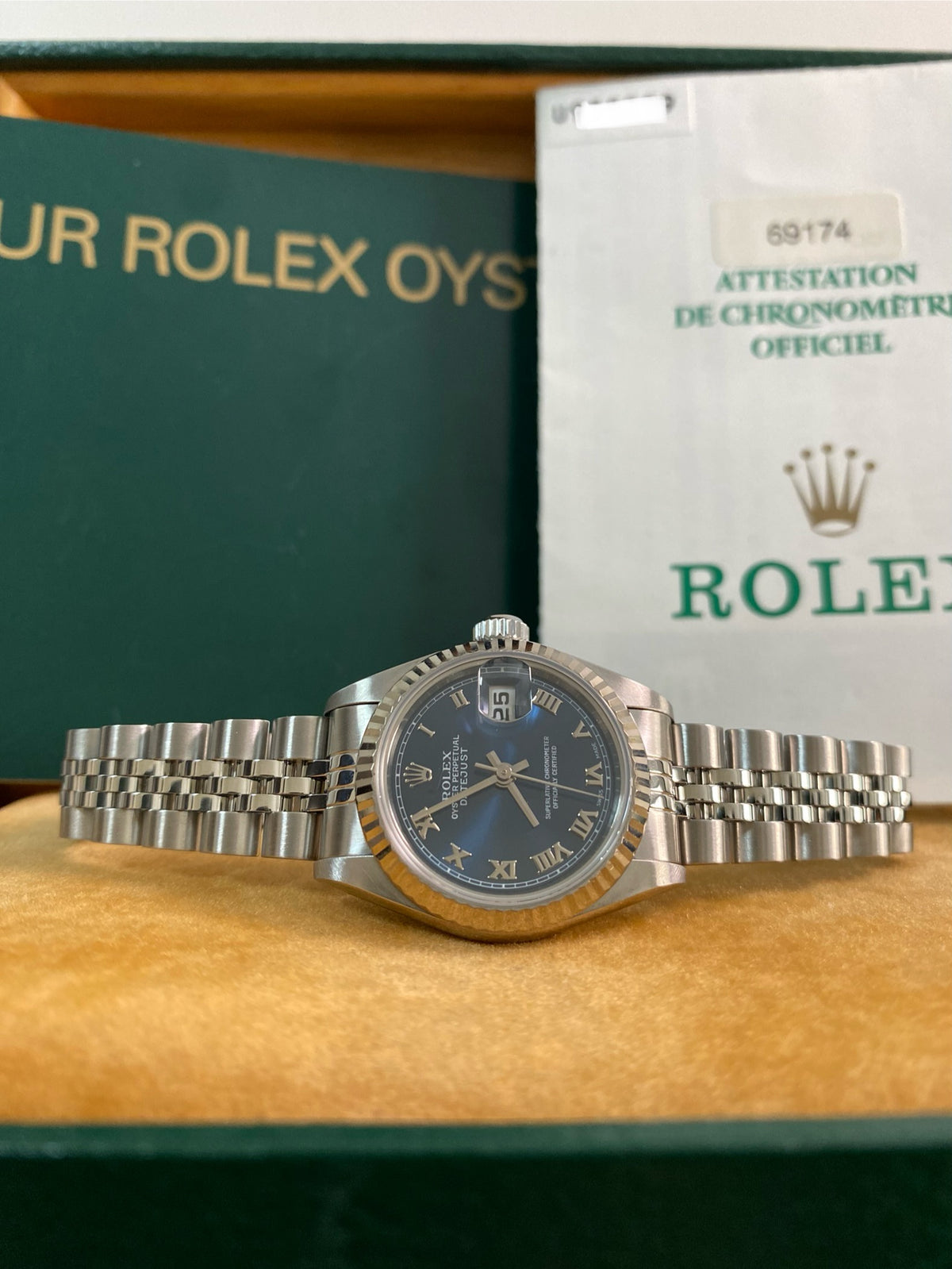 Rolex Steel Lady-Datejust - U serial- Fluted Bezel - Blue Roman Dial - Jubilee Bracelet - 69174