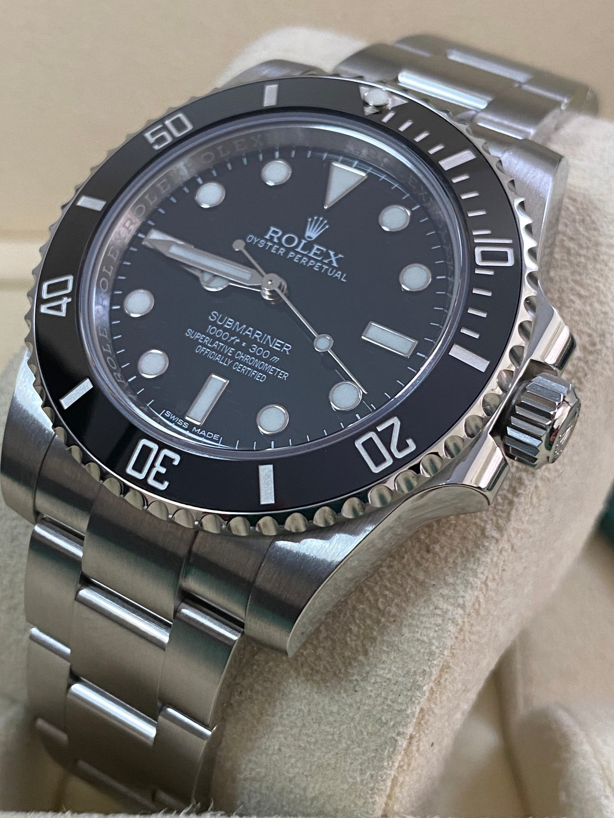 Rolex Steel Submariner No Date - 2017 - Black Dial - 114060 *COMPLETE SET*