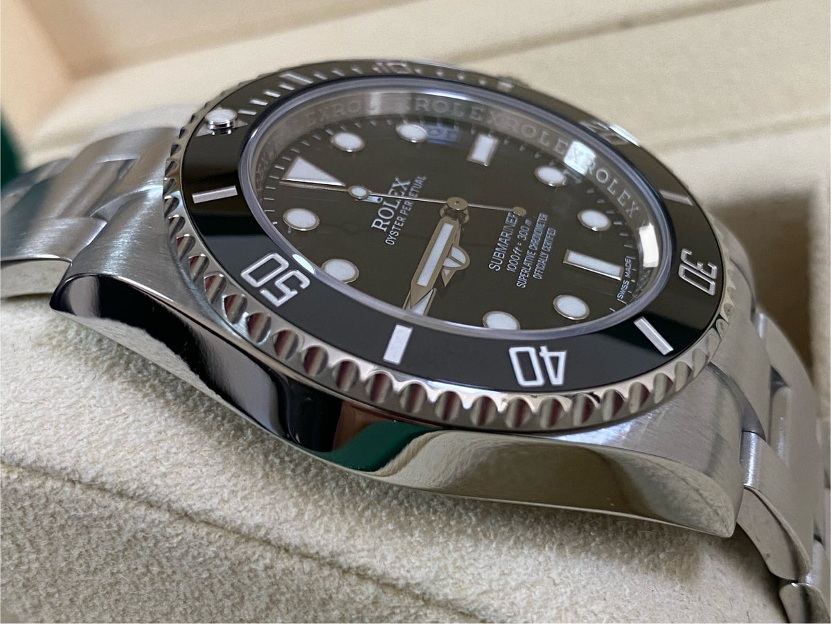 Rolex Steel Submariner No Date - 2017 - Black Dial - 114060 *COMPLETE SET*