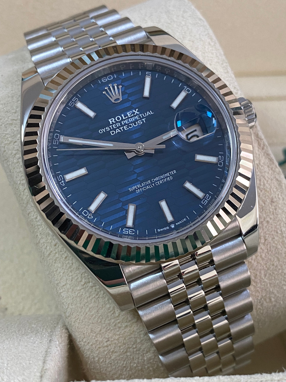 Rolex Steel Datejust 41 - 2023 - Fluted Bezel - Bright Blue Fluted-Motif Dial - Jubilee Bracelet - 126334 *FULL SET*