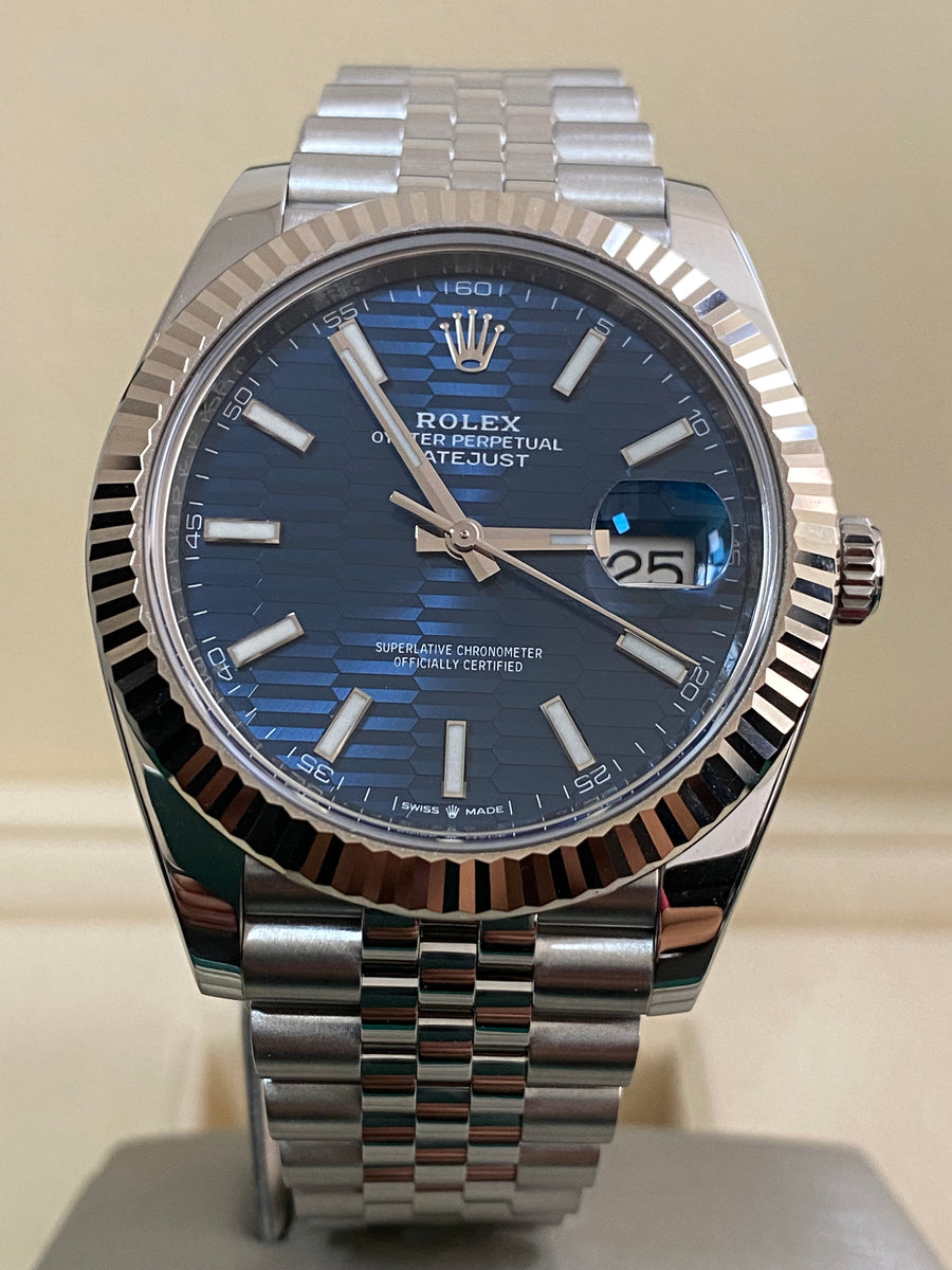 Rolex Steel Datejust 41 - 2023 - Fluted Bezel - Bright Blue Fluted-Motif Dial - Jubilee Bracelet - 126334 *FULL SET*