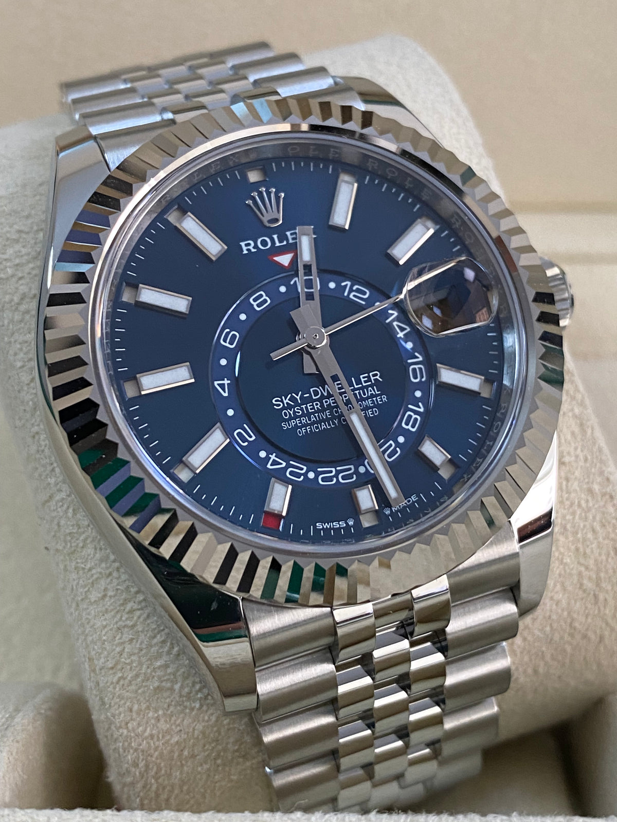 Rolex Steel Sky-Dweller - 2024 - Bright Blue Dial - Jubilee Bracelet - 336934 *FULL SET*