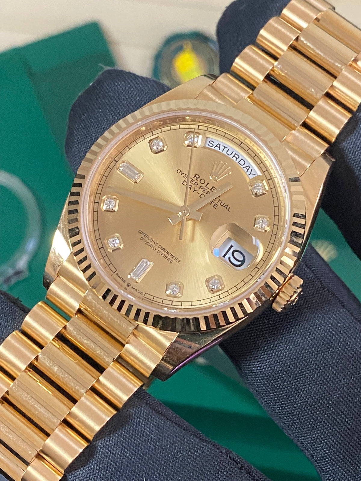 Rolex Yellow Gold Day-Date 36 - 2022 - Fluted Bezel - Factory Diamond Dial - President Bracelet - 128238 *FULL SET*