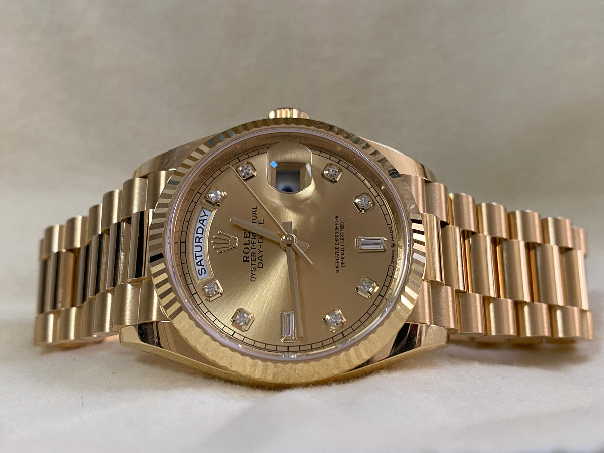 Rolex Yellow Gold Day-Date 36 - 2022 - Fluted Bezel - Factory Diamond Dial - President Bracelet - 128238 *FULL SET*