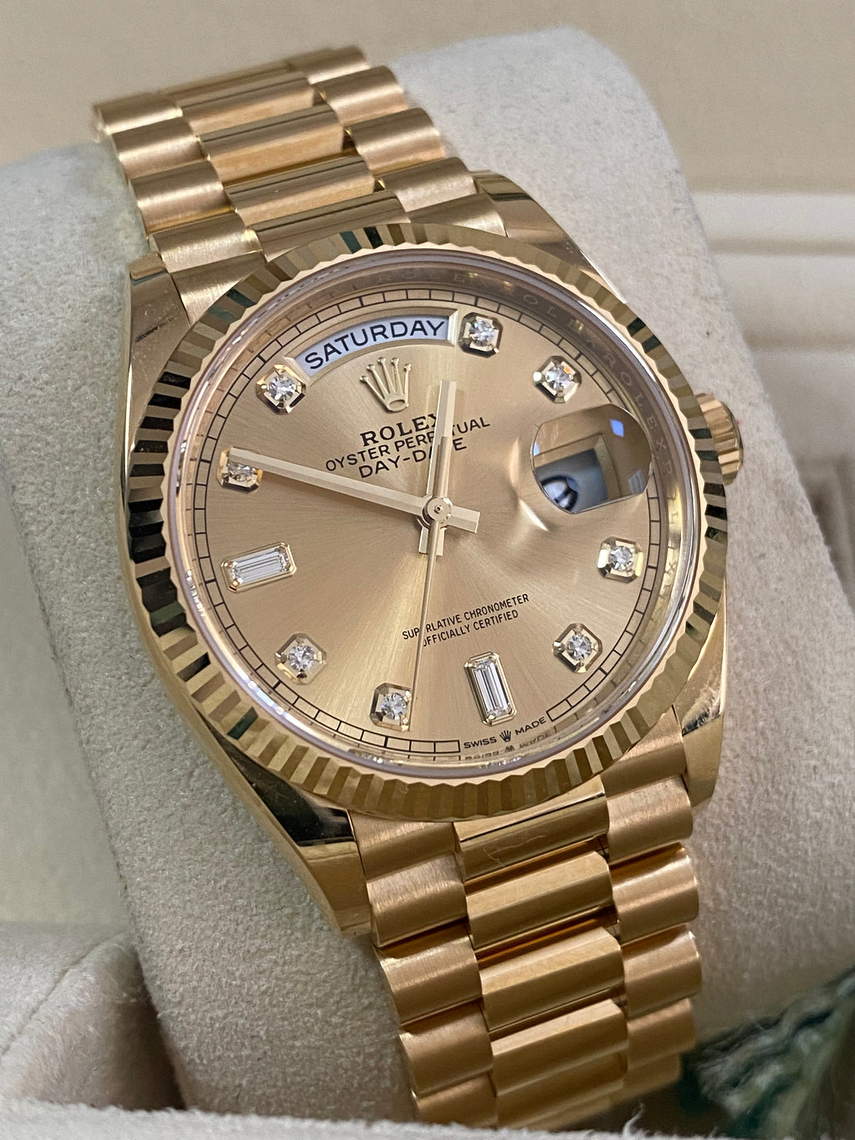 Rolex Yellow Gold Day-Date 36 - 2022 - Fluted Bezel - Factory Diamond Dial - President Bracelet - 128238 *FULL SET*