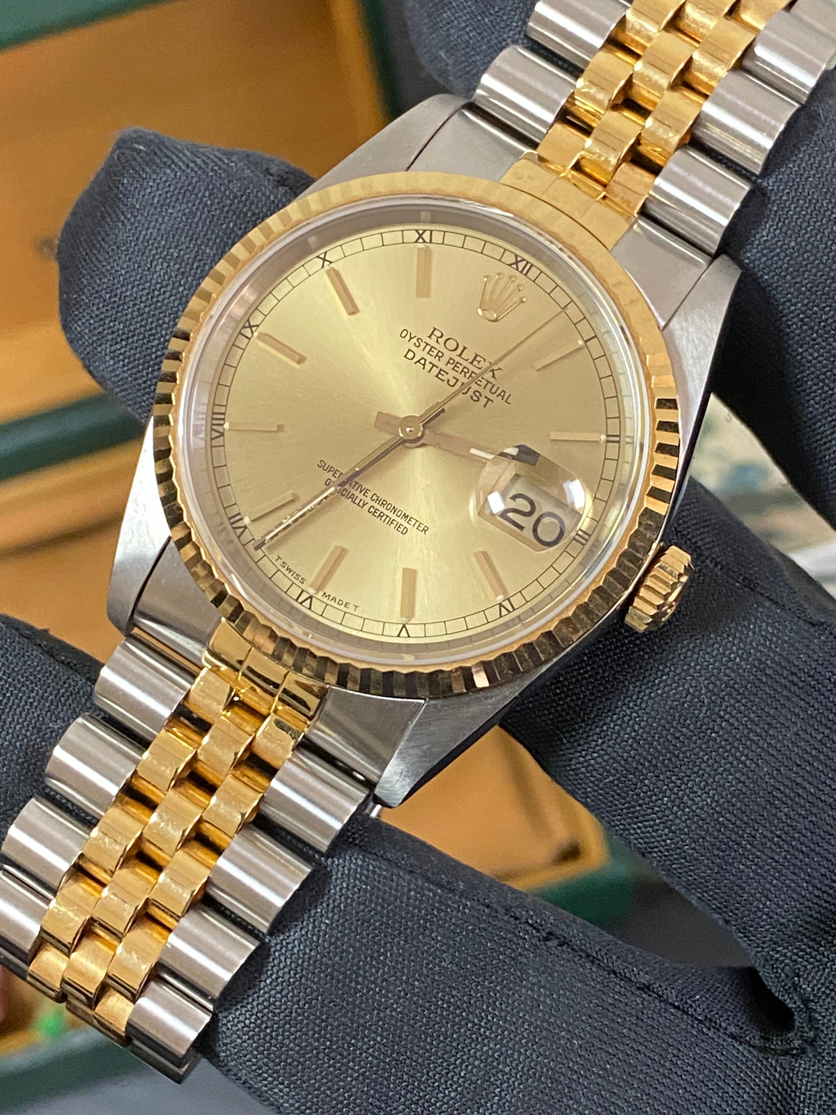 Rolex Steel and Yellow Gold Datejust 36 - Fluted Bezel - Champagne Index Dial - Jubilee Bracelet - 16233