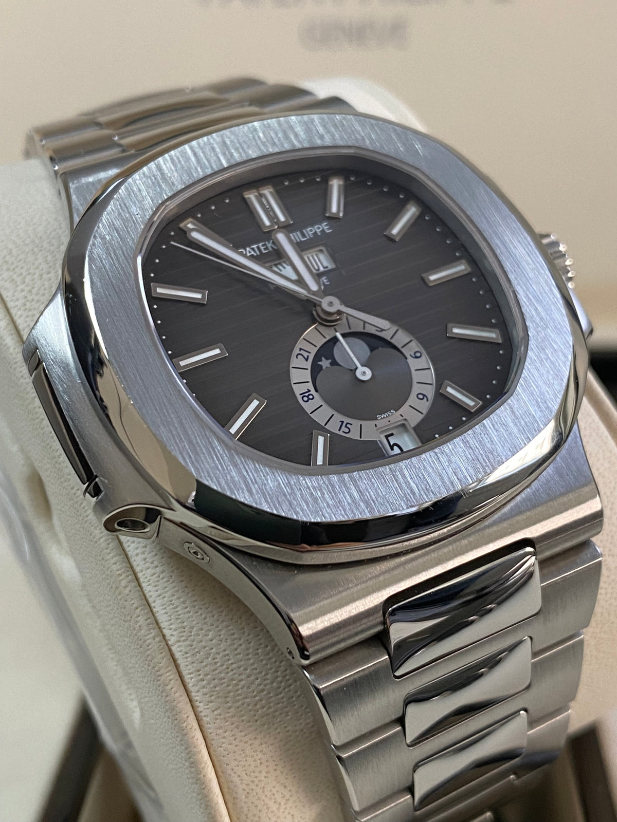 Patek Philippe Nautilus - 2017 - Grey/Black Dial - Stainless Steel - 5726/1A-001 *FULL SET*