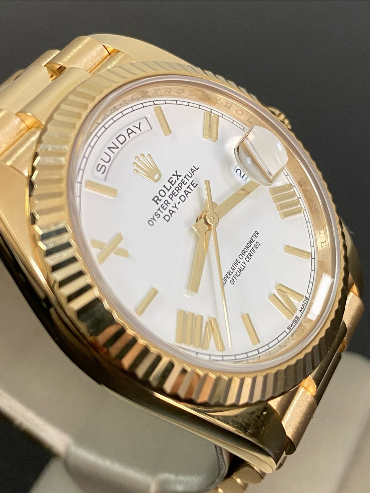 Rolex Yellow Gold Day-Date 40 - 2017 - Fluted Bezel - White Roman Dial - President Bracelet - 228238 *FULL SET*