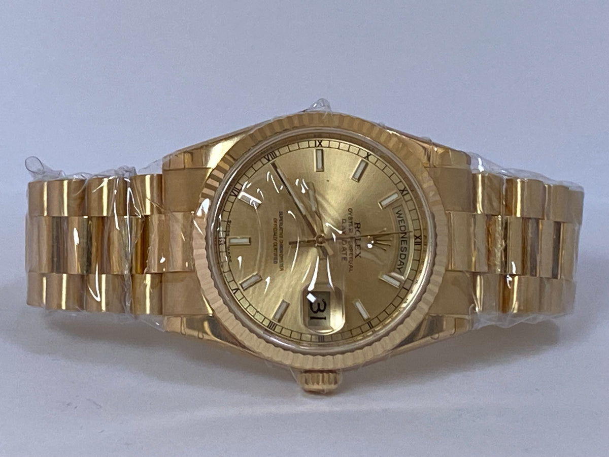 Rolex Yellow Gold Day-Date 36 - Fluted Bezel - Champagne Index Dial - President Bracelet - 118238