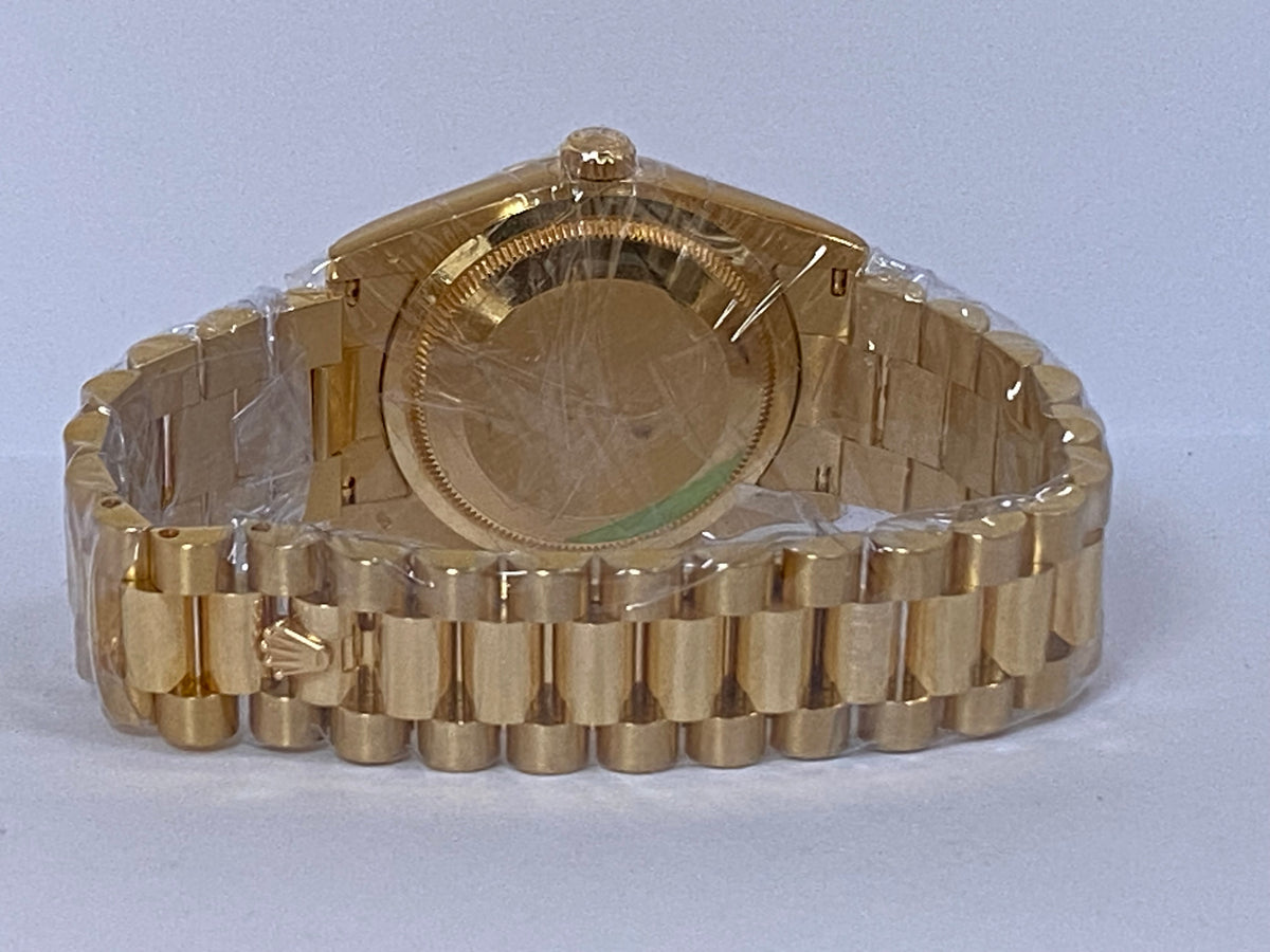 Rolex Yellow Gold Day-Date 36 - Fluted Bezel - Champagne Index Dial - President Bracelet - 118238