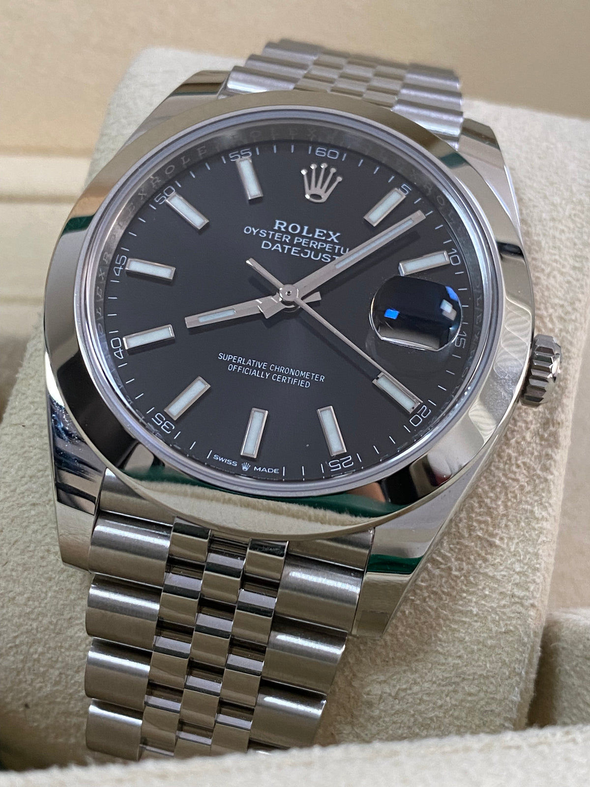 Rolex Steel Datejust 41 - Smooth Bezel - Black Index Dial - Jubilee Bracelet - 126300 *FULL SET*