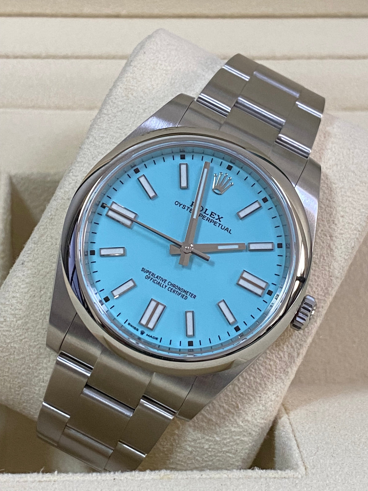 Rolex Oyster Perpetual 41 - 2020 - Domed Bezel - "Tiffany" Dial - Oyster Bracelet - 124300 *DISCONTINUED MODEL*