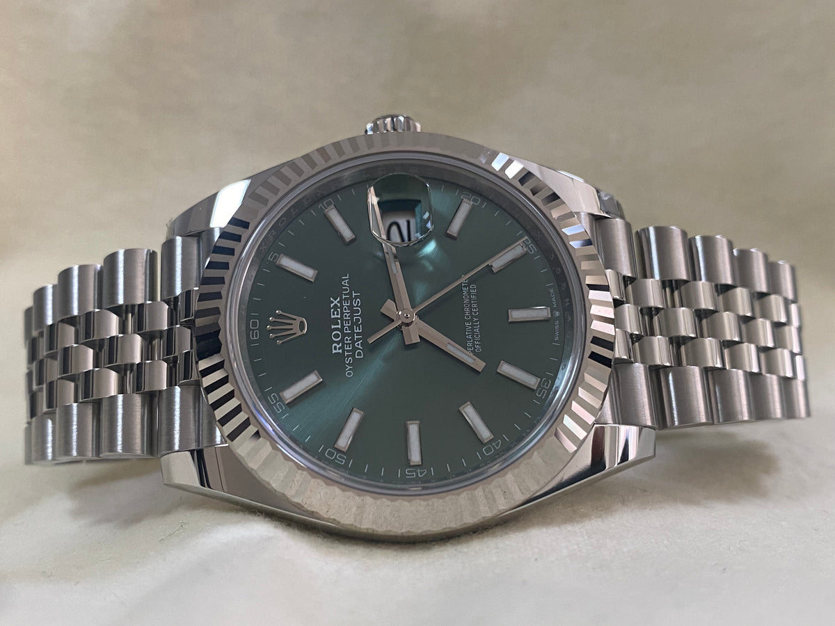 Rolex Steel and White Gold Datejust 41 - 2024 - Fluted Bezel - Mint Green Dial - Jubilee Bracelet - 126334 *FULL SET*