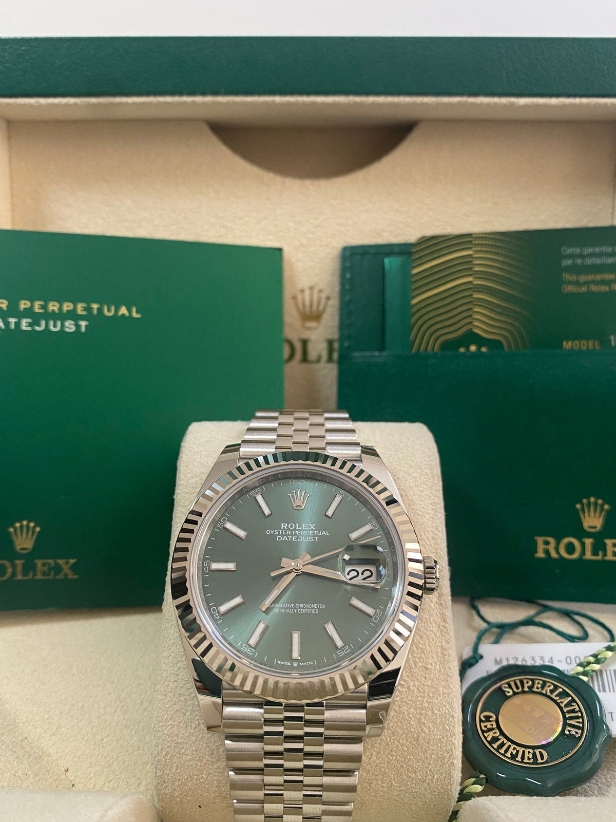 Rolex Steel and White Gold Datejust 41 - 2024 - Fluted Bezel - Mint Green Dial - Jubilee Bracelet - 126334 *FULL SET*