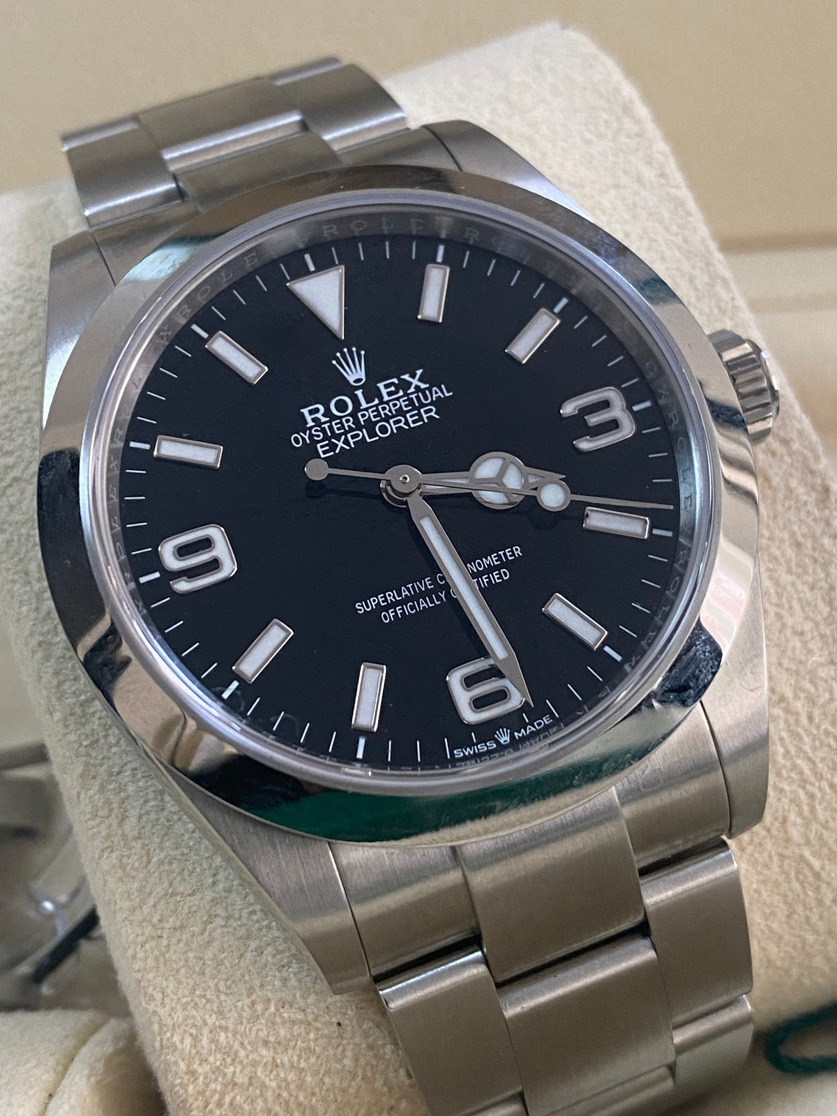 Rolex Oyster Perpetual Explorer - 2024 - Black Dial - Smooth Bezel - 224270 *FULL SET*