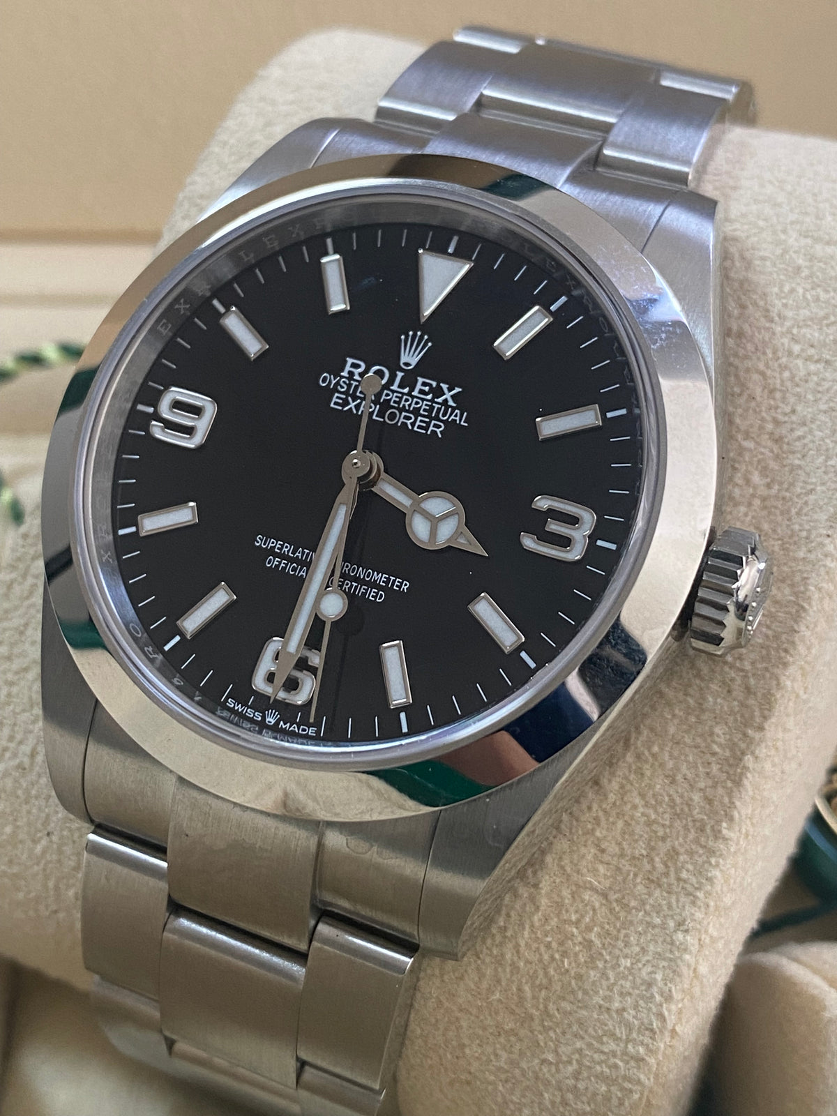 Rolex Oyster Perpetual Explorer - 2024 - Black Dial - Smooth Bezel - 224270 *FULL SET*