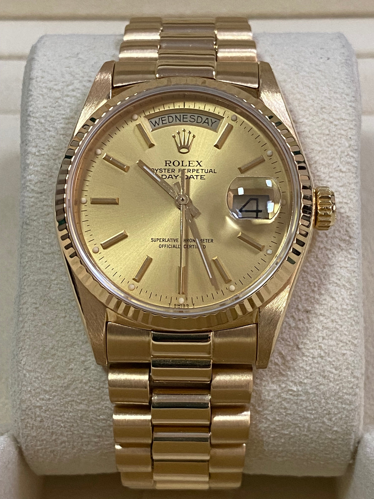 Rolex Yellow Gold Day-Date 36 - 1987 - Fluted Bezel - Champagne Index Dial - President Bracelet - 18038