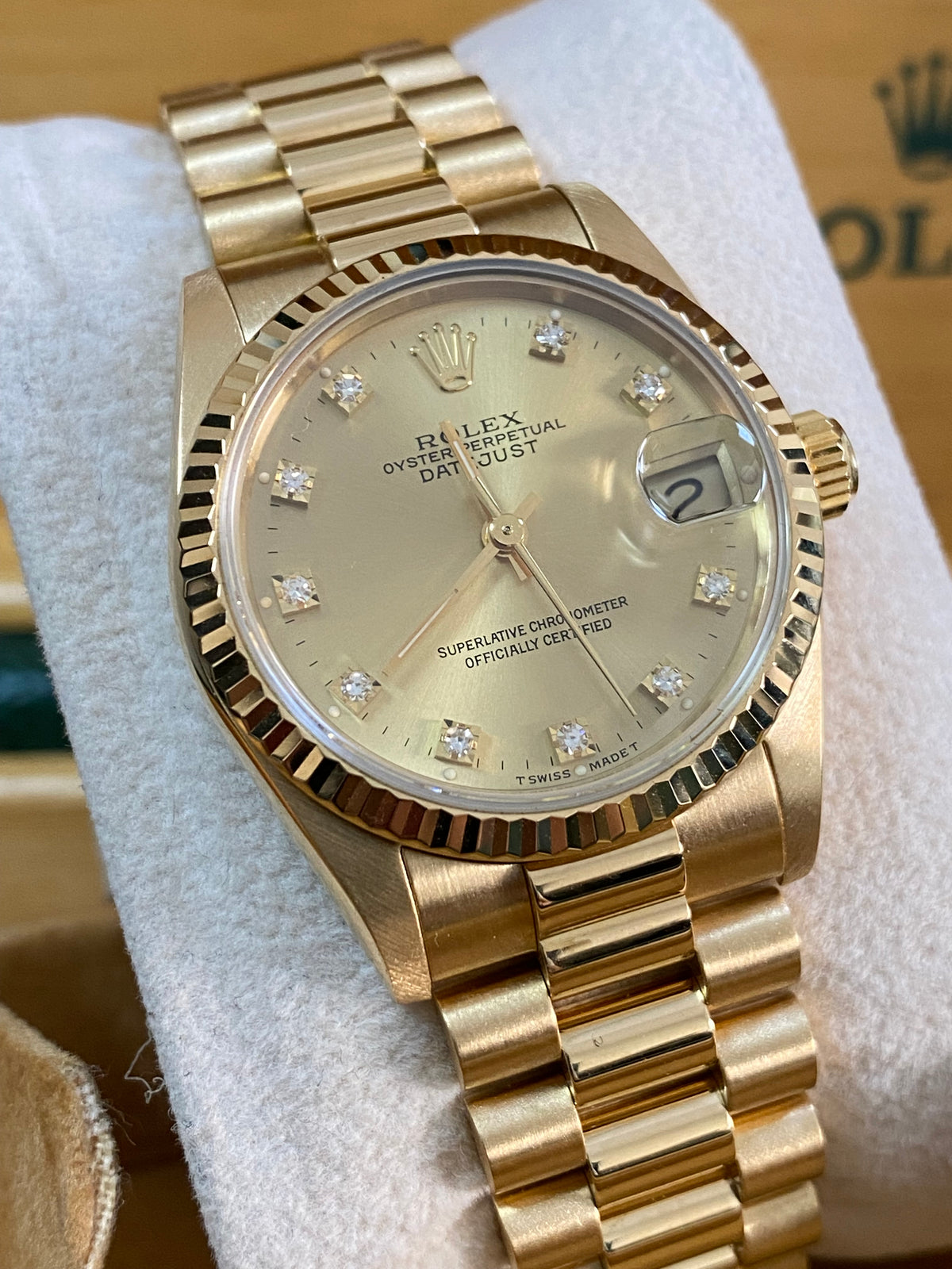 Rolex Yellow Gold Datejust 31 - N serial - Fluted Bezel - Factory Diamond Dial - President Bracelet - 68278