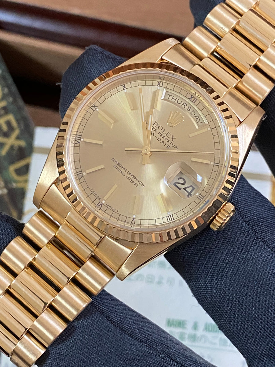 Rolex Yellow Gold Day-Date 36 - W serial - Fluted Bezel - Champagne Index Dial - Double Quickset - President Bracelet - 18238