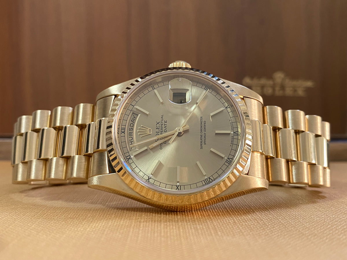 Rolex Yellow Gold Day-Date 36 - W serial - Fluted Bezel - Champagne Index Dial - Double Quickset - President Bracelet - 18238