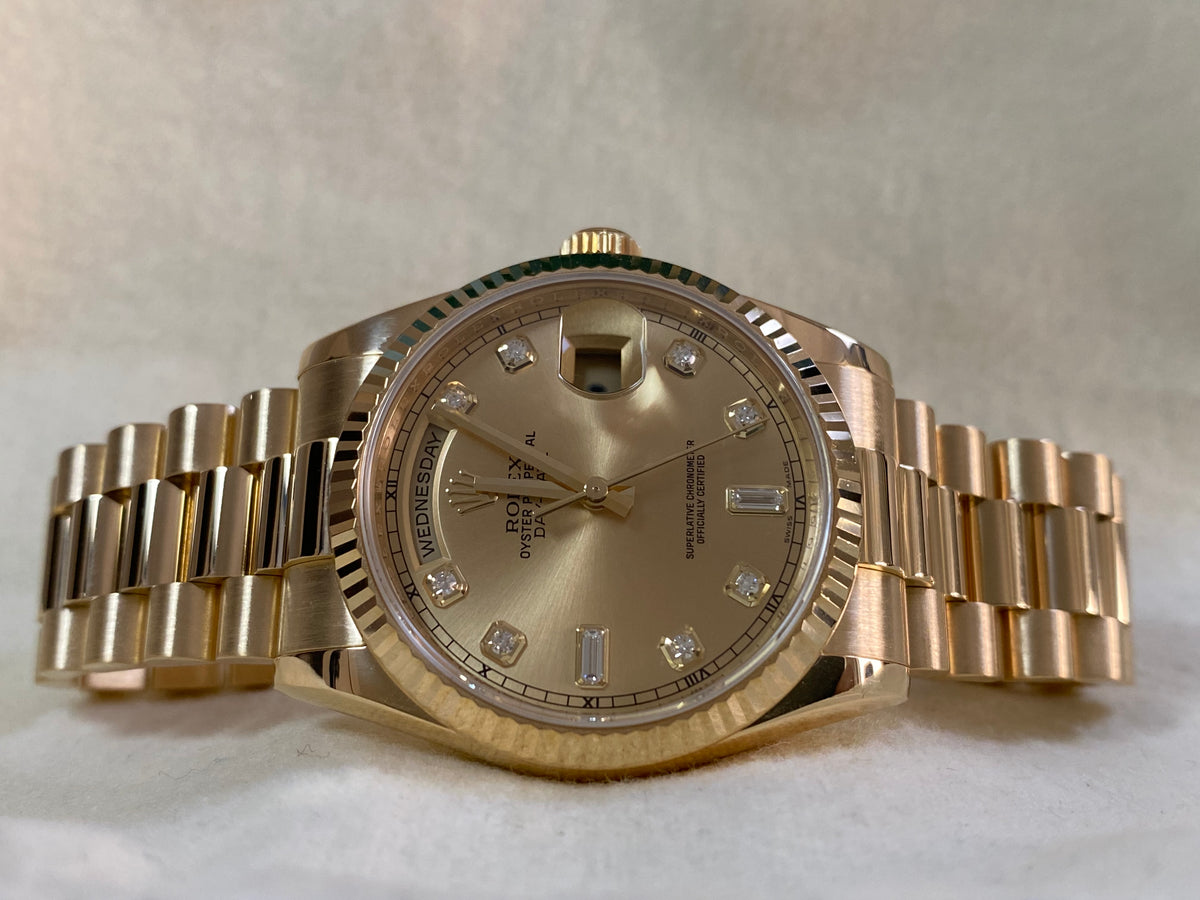 Rolex Yellow Gold Day-Date 36 - 2007 - Fluted Bezel - Factory Diamond Dial - President Bracelet - 118238 *FULL SET*