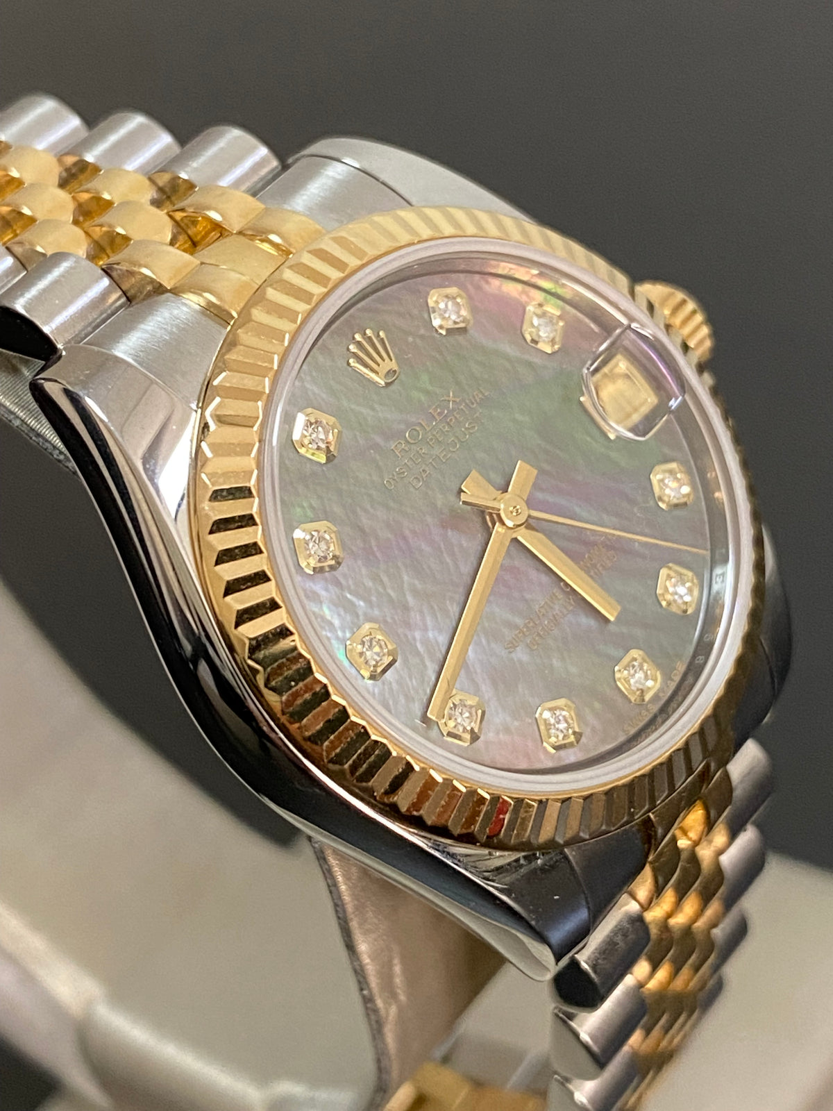 Rolex Yellow Gold Rolesor Datejust 31 - 2015 - Fluted Bezel - Black Mother of Pearl Diamond Dial - Jubilee Bracelet - 178273 *FULL SET*