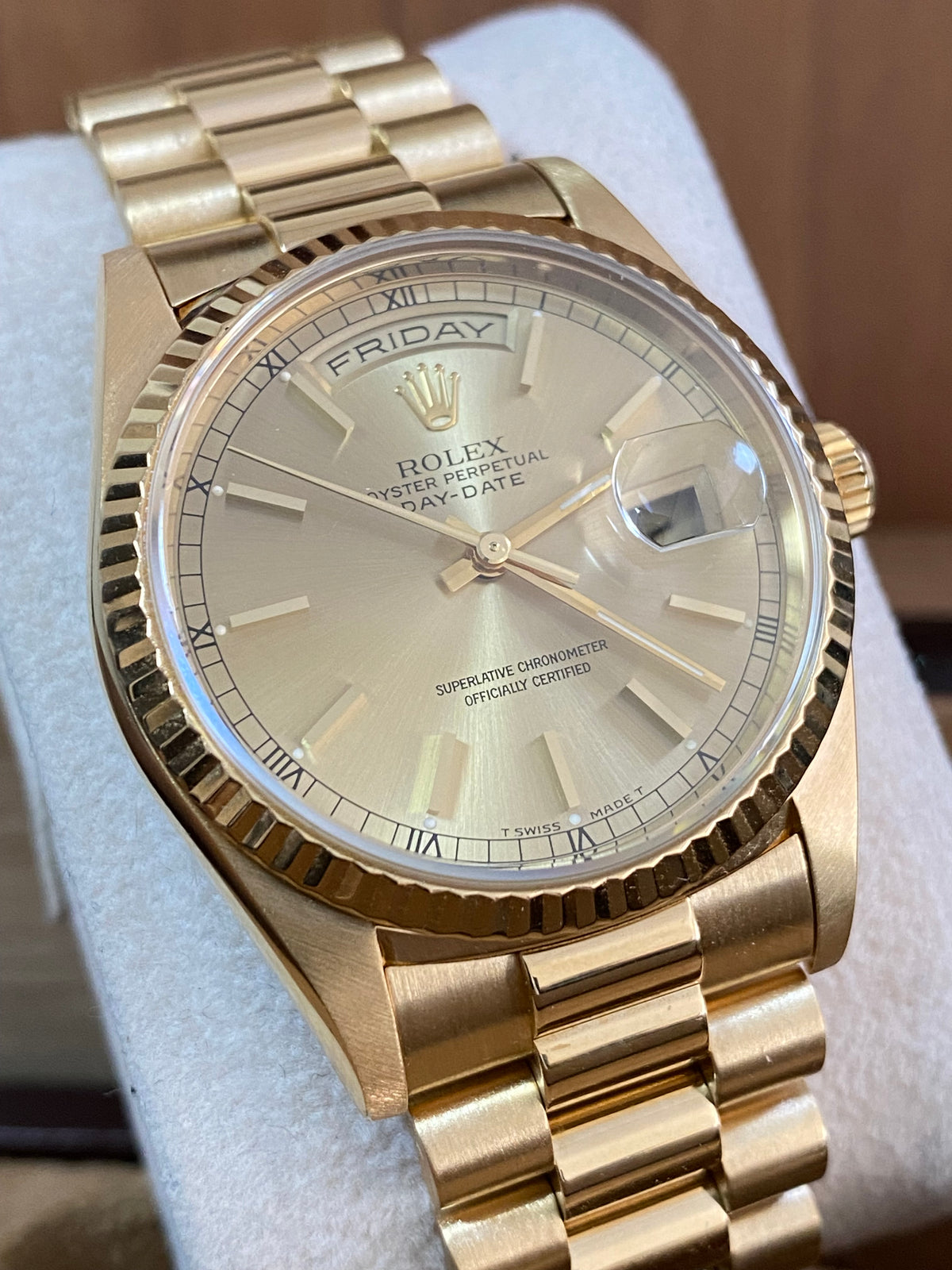 Rolex Yellow Gold Day-Date 36 - W serial - Fluted Bezel - Champagne Index Dial - Double Quickset - President Bracelet - 18238