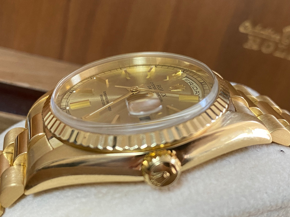 Rolex Yellow Gold Day-Date 36 - W serial - Fluted Bezel - Champagne Index Dial - Double Quickset - President Bracelet - 18238