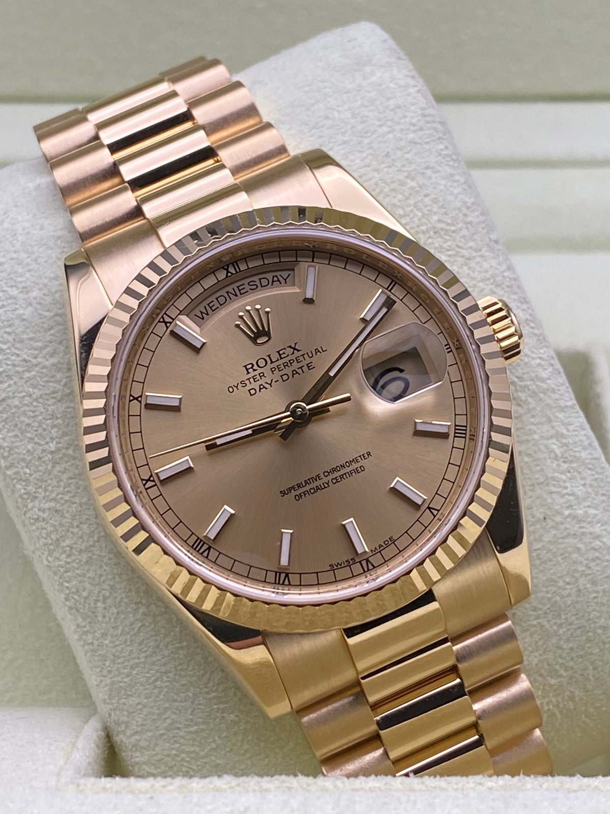 Rolex Yellow Gold Day-Date 36 - 2008 - Fluted Bezel - Champagne Index Dial - President Bracelet - 118238