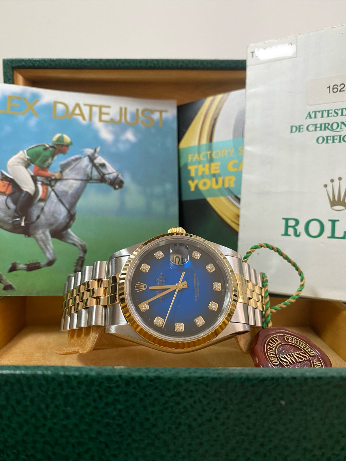 Rolex Steel and Yellow Gold Datejust 36 - T serial - Fluted Bezel - Blue Vignette Diamond Dial - Jubilee Bracelet - 16233 *COMPLETE SET*