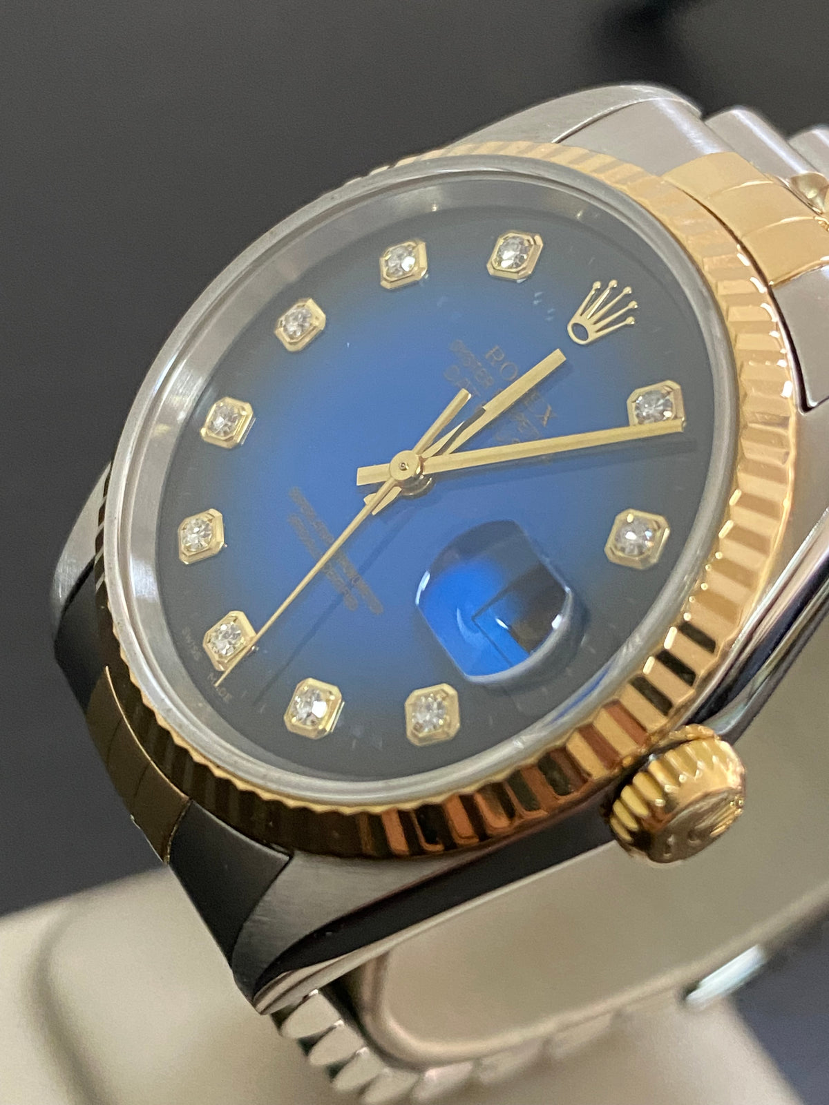 Rolex Steel and Yellow Gold Datejust 36 - T serial - Fluted Bezel - Blue Vignette Diamond Dial - Jubilee Bracelet - 16233 *COMPLETE SET*