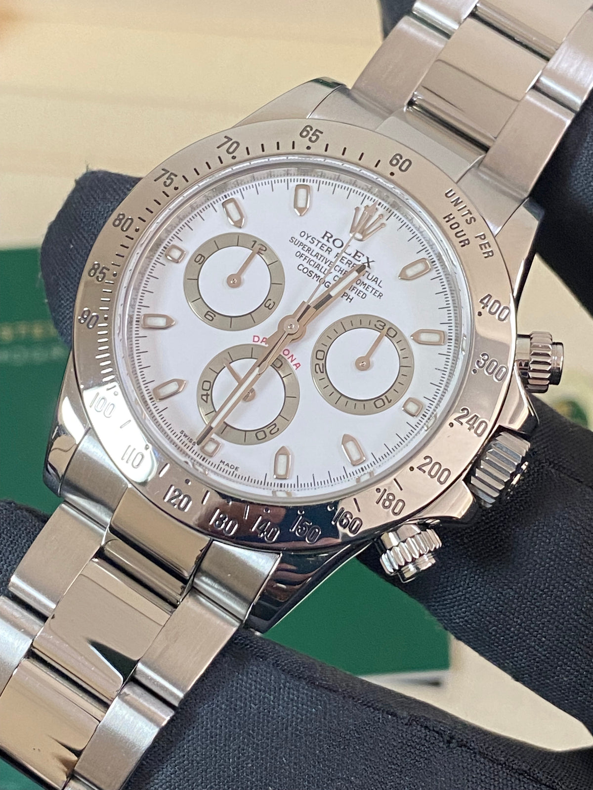 Rolex Steel Cosmograph Daytona - White Index Dial - 116520