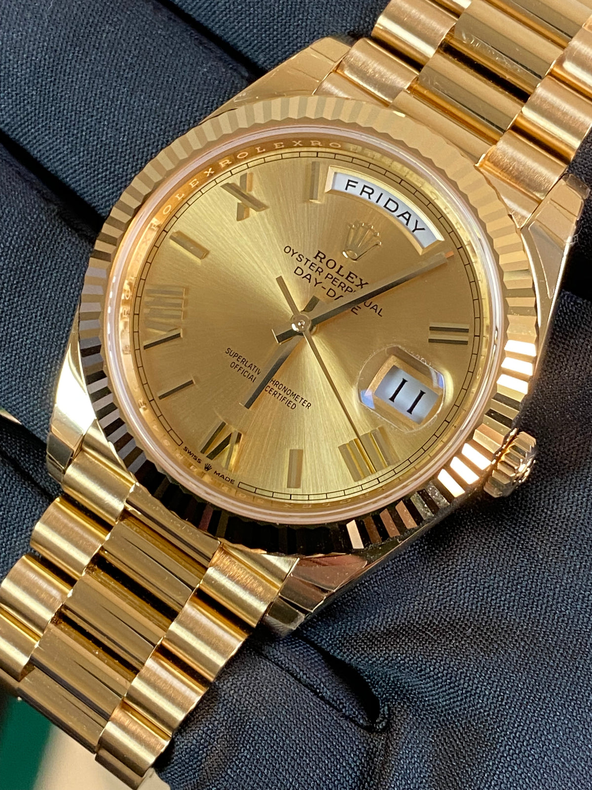 Rolex Yellow Gold Day-Date 40 - 2023 - Fluted Bezel - Champagne Roman Dial - President Bracelet - 228238