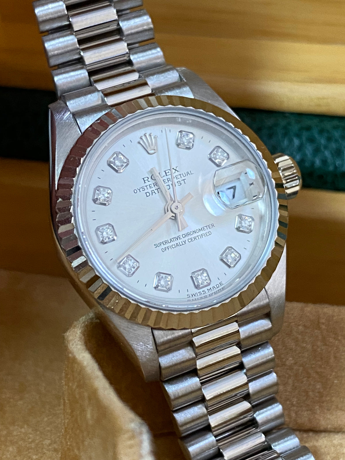 Rolex White Gold Lady-Datejust - 1995 - Fluted Bezel - Factory Diamond Dial - President Bracelet - 69179 *FULL SET*