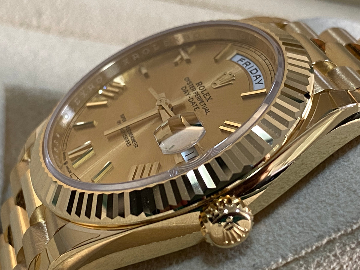 Rolex Yellow Gold Day-Date 40 - 2023 - Fluted Bezel - Champagne Roman Dial - President Bracelet - 228238