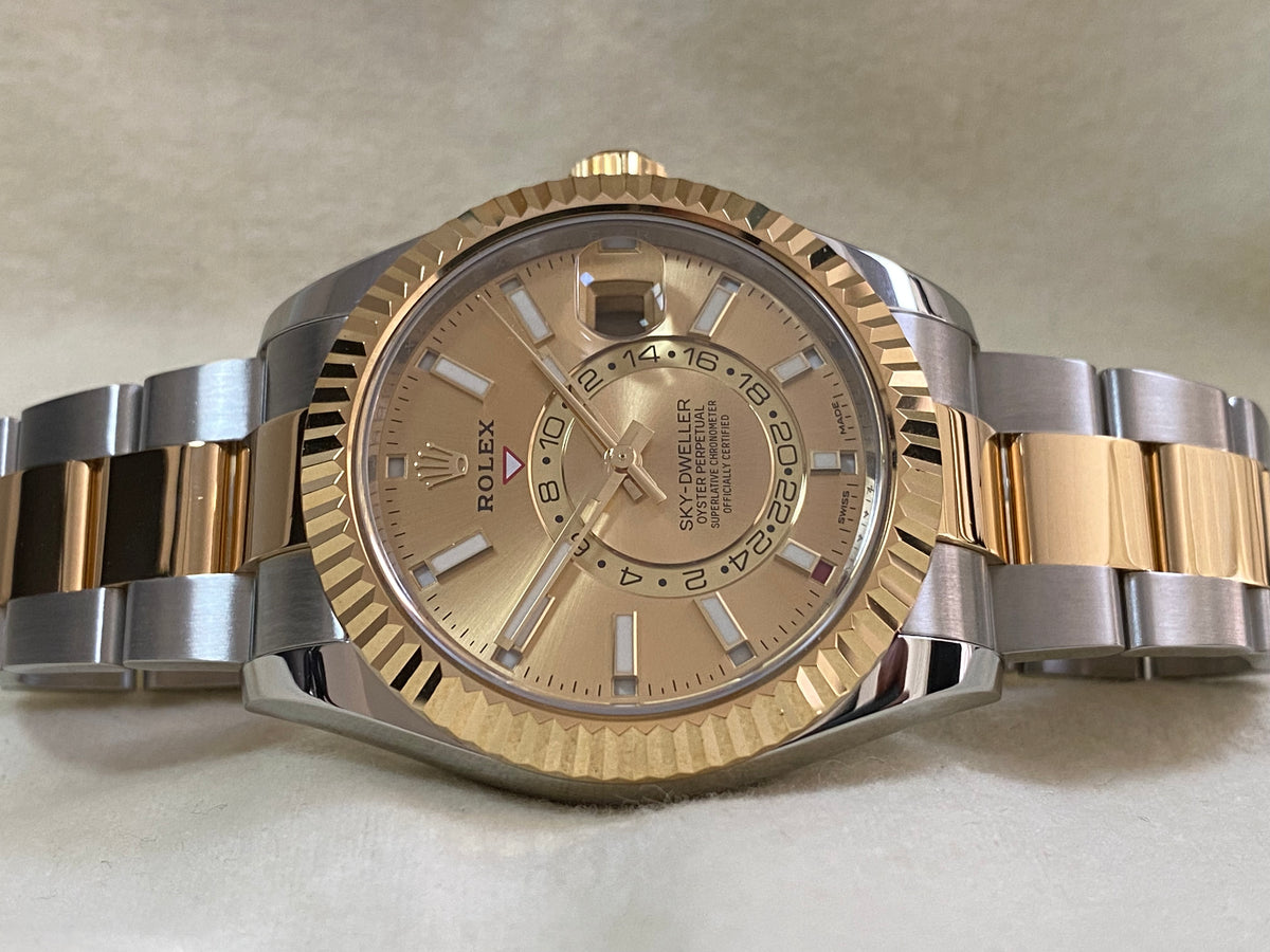 Rolex Yellow Rolesor Sky-Dweller - 2020 - Champagne Dial - Oyster Bracelet - 326933 *FULL SET*