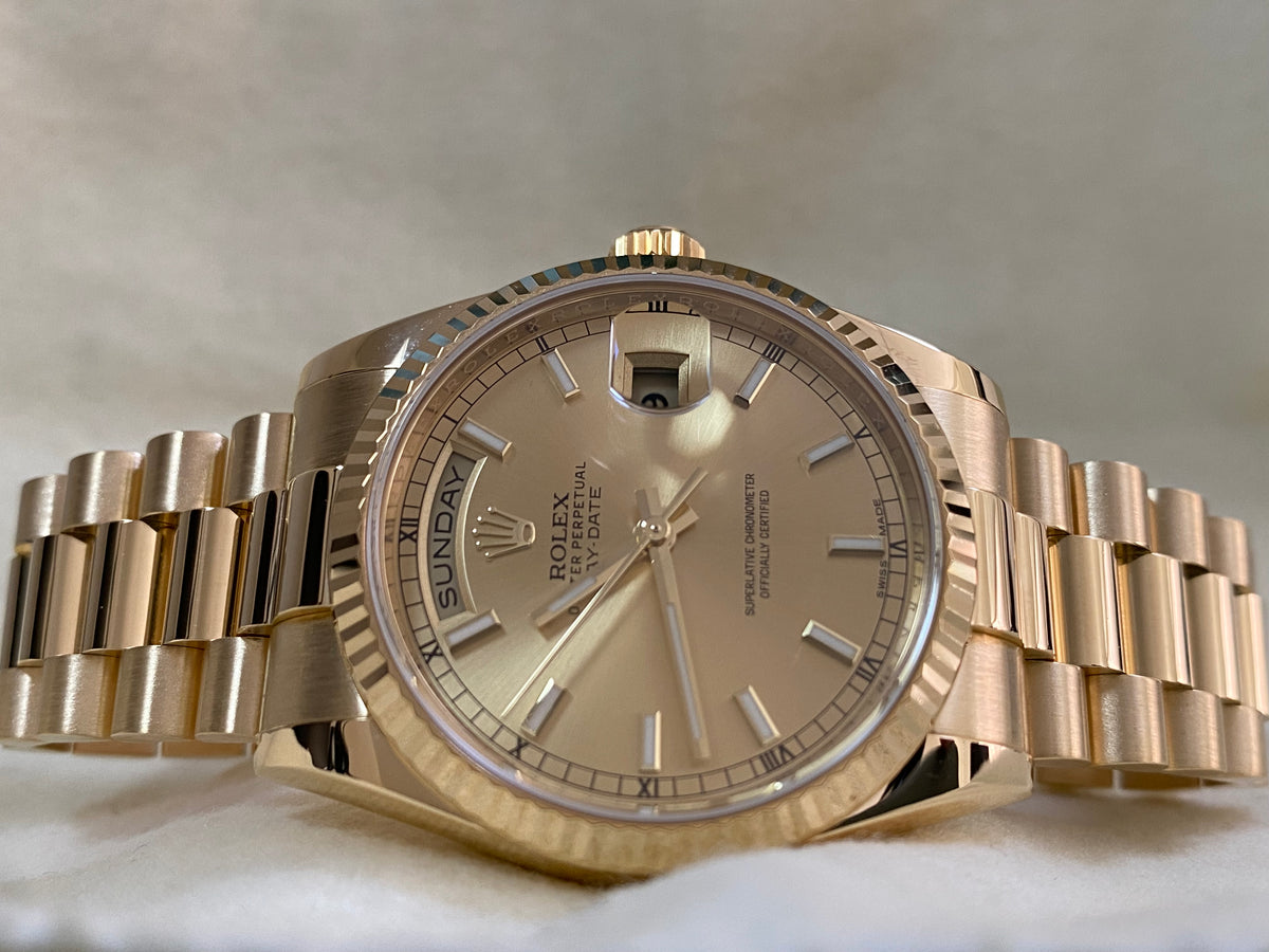 Rolex Yellow Gold Day-Date 36 - 2015 - Fluted Bezel - Champagne Dial - President Bracelet - 118238 *FULL SET*