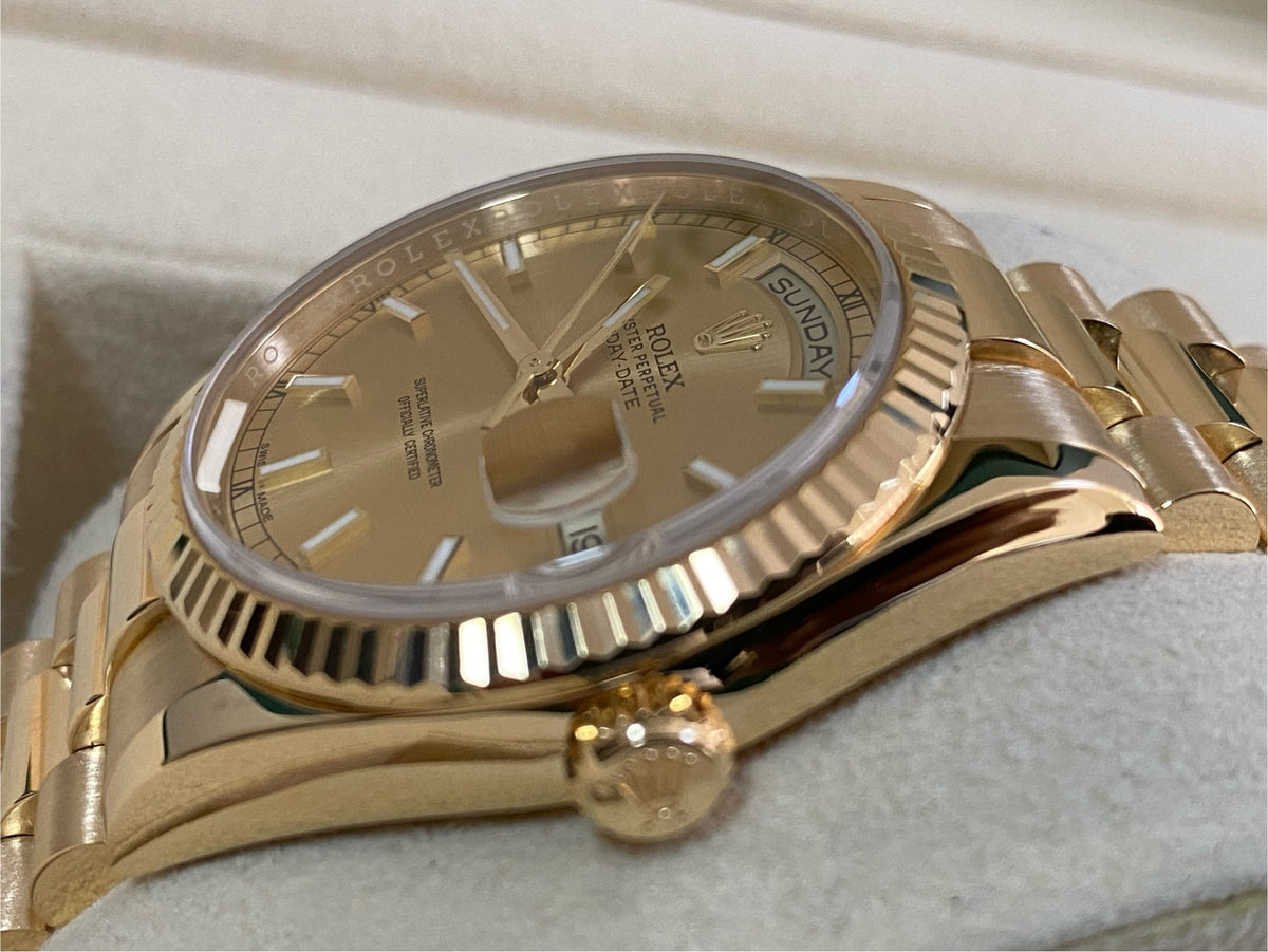 Rolex Yellow Gold Day-Date 36 - 2015 - Fluted Bezel - Champagne Dial - President Bracelet - 118238 *FULL SET*