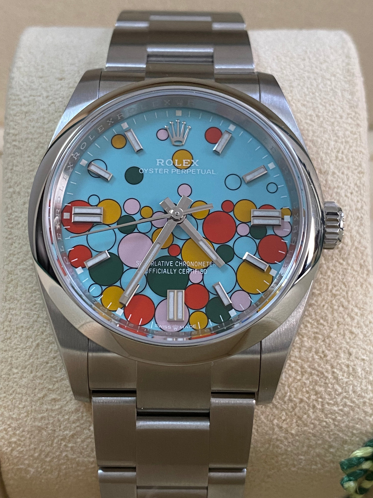 Rolex Oyster Perpetual 36 - 2024 - Domed Bezel - Turquoise Blue Celebration-Motif Dial - Oyster Bracelet - 126000 *FULL SET*