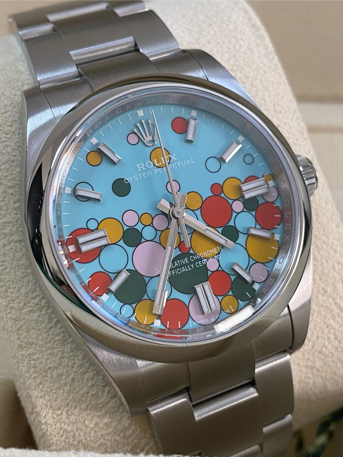 Rolex Oyster Perpetual 36 - 2024 - Domed Bezel - Turquoise Blue Celebration-Motif Dial - Oyster Bracelet - 126000 *FULL SET*