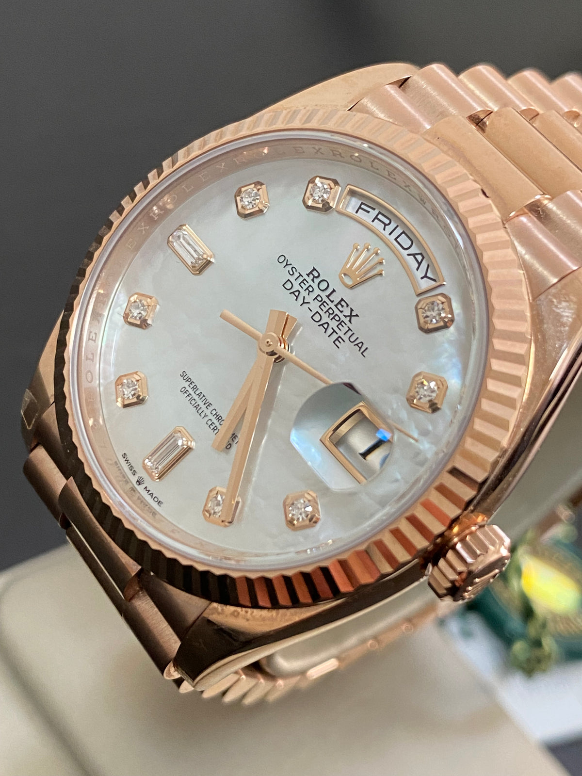 Rolex Everose Gold Day-Date 36 - 2023 - Fluted Bezel - Mother of Pearl Diamond Dial - President Bracelet - 128235 *FULL SET*