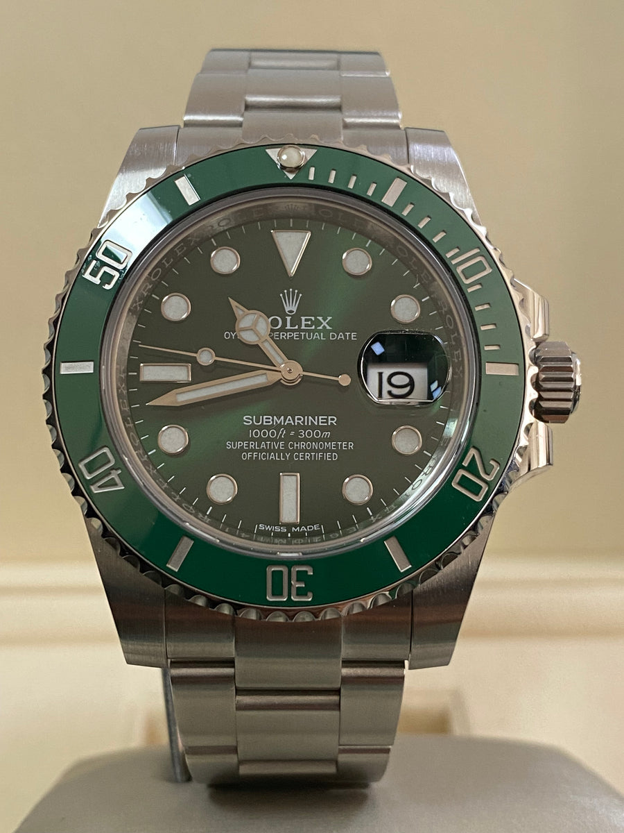 Rolex Steel Submariner Date - 2019 - "Hulk" - 116610LV *FULL SET*