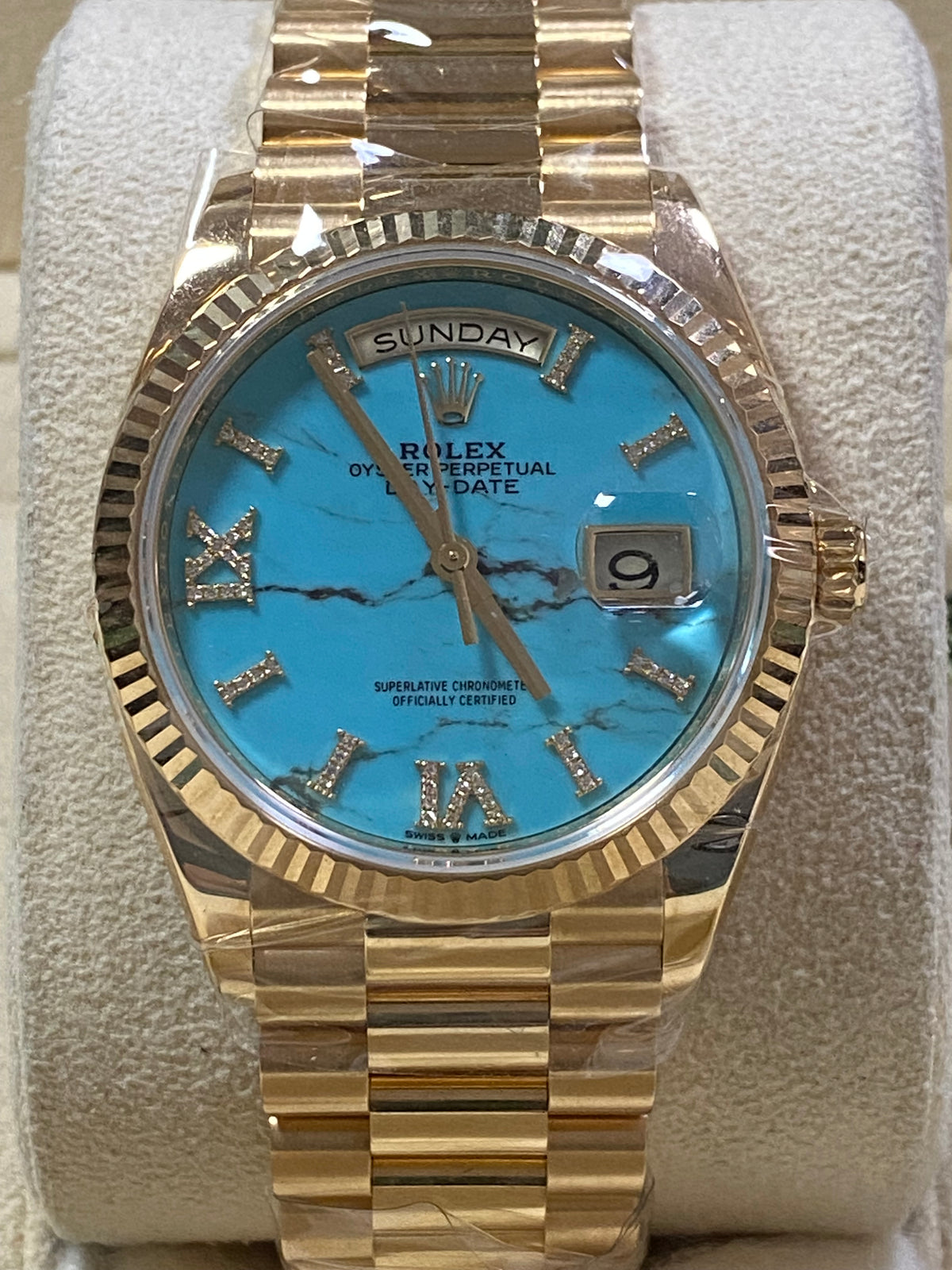 Rolex Yellow Gold Day-Date 36 - 2023 - Turquoise Diamond-Set Dial - Fluted Bezel - President Bracelet - 128238
