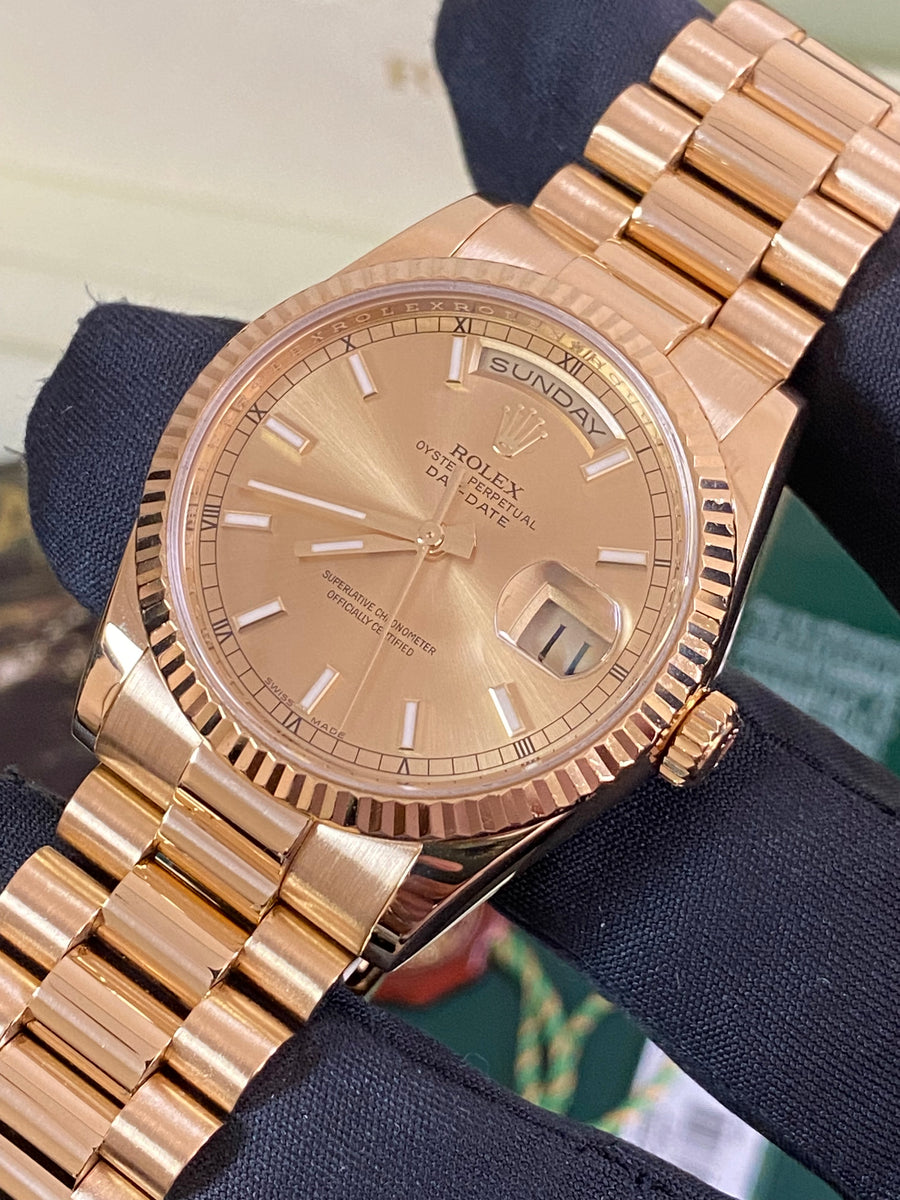 Rolex Yellow Gold Day-Date 36 - G serial - Fluted Bezel - Champagne Dial - President Bracelet - 118238 *FULL SET*